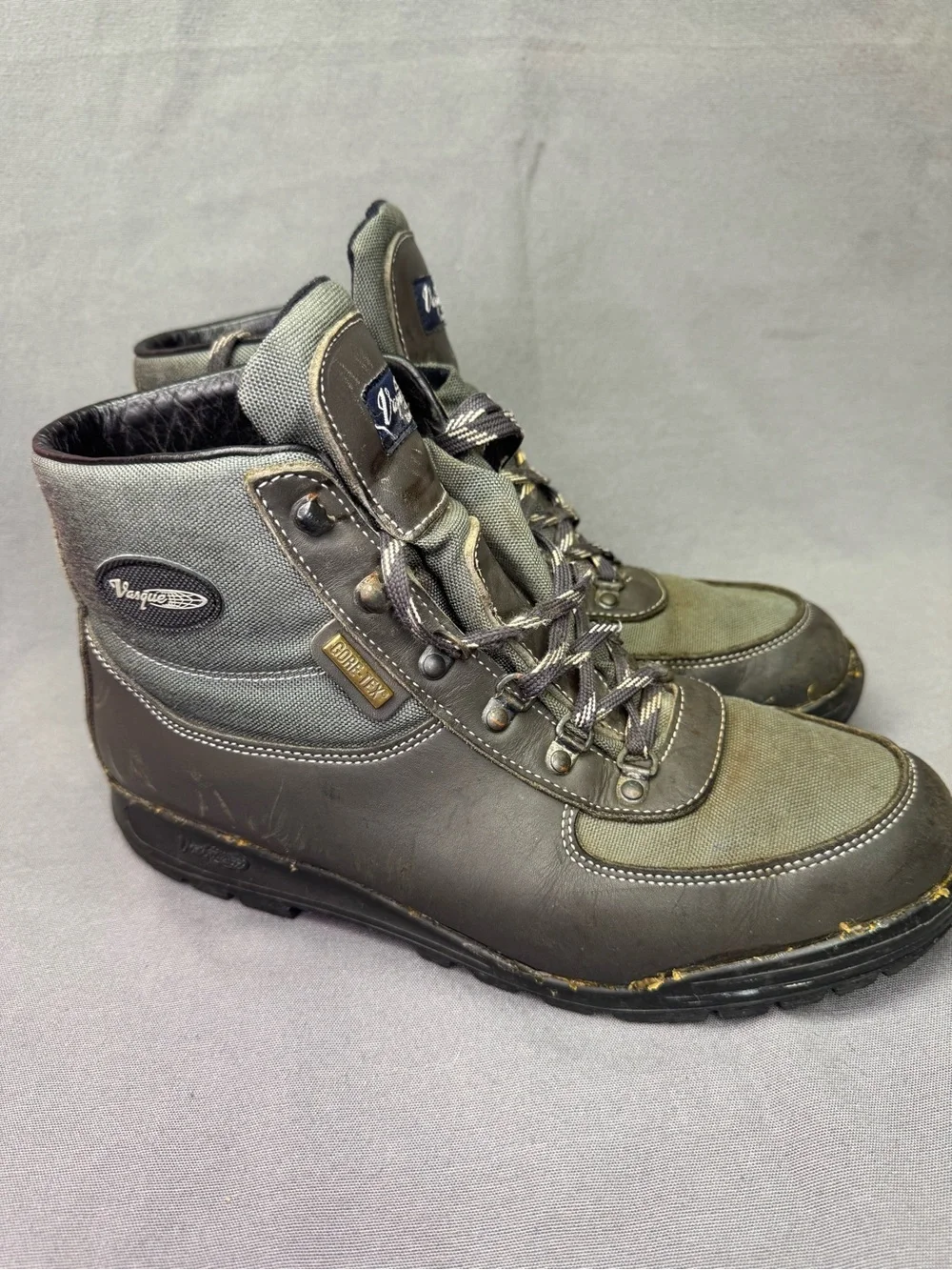 Vasque Skywalk Men's Hiking Boots Size 12 Vintage Made in Italy, Gore-Tex